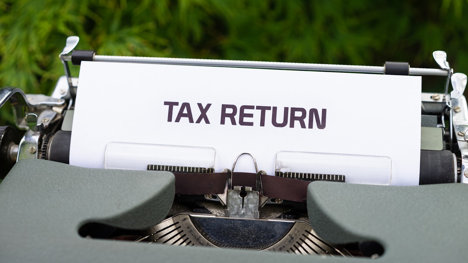 Tax Extension Deadline 2026: Sept 15, Sept 30 & Oct 15 Dates